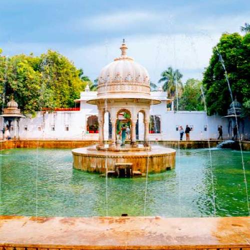 Saheliyon_ki_bari