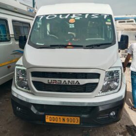 Force urbania tempo traveller front view Force urbania tempo traveller front view