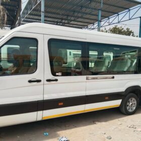 Force urbania tempo traveller outer design Force urbania tempo traveller outer design